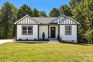 1346 39th St Cir SW, Hickory, NC 28602 - Photo 1