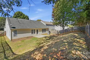 9326 Royal Highlands Ct, Charlotte, NC 28277 - Photo 33