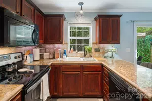 137 Wiltshire Cir, Fletcher, NC 28732 - Photo 15