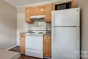 311 Wakefield Rd, Charlotte, NC 28209 - Photo 11