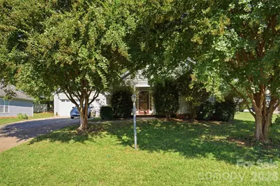 160 Tarrington Drive, Statesville, NC 28625 - Photo 1