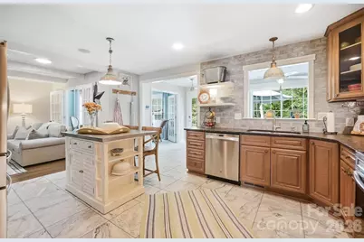 4315 Emory Lane, Charlotte, NC 28211 - Photo 9