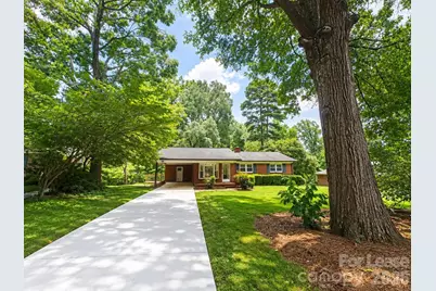 109 Holly Drive, Mount Holly, NC 28120 - Photo 1