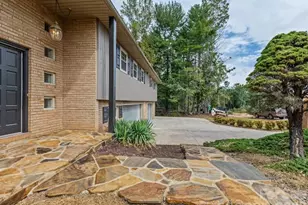 1824 Chrosaro Pl, Lenoir, NC 28645 - Photo 3