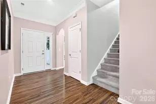 201 Picasso Ln, Mount Holly, NC 28120 - Photo 9