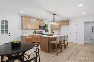 106 Mimosa Ln, Fort Mill, SC 29715 - Photo 3