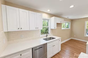 146 Hillcrest Rd, New London, NC 28127 - Photo 5