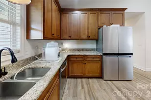 3923 Ritchie Rd, Lincolnton, NC 28092 - Photo 9