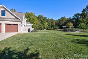 8833 Kerns Meadow Ln, Huntersville, NC 28078 - Photo 3