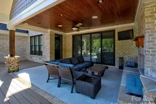 8833 Kerns Meadow Ln, Huntersville, NC 28078 - Photo 11