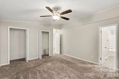 8204 Strawberry Point Drive, Charlotte, NC 28215 - Photo 7