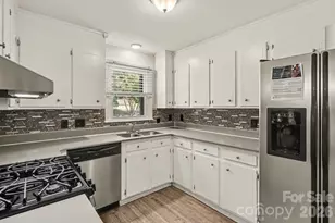 8204 Strawberry Point Dr, Charlotte, NC 28215 - Photo 5