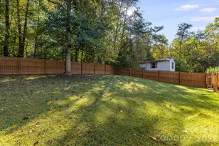 655 School Rd E, Asheville, NC 28803 - Photo 39