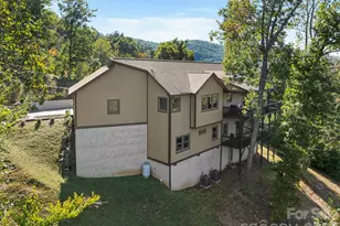 14 Herron View Ln, Weaverville, NC 28787 - Photo 3
