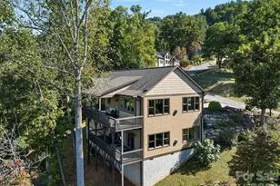 14 Herron View Ln, Weaverville, NC 28787 - Photo 5