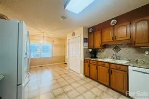 107 Tremont Dr, Salisbury, NC 28147 - Photo 13