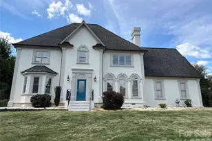 4215 3rd St NW, Hickory, NC 28601 - Photo 1