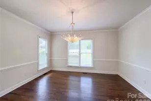 4215 3rd St NW, Hickory, NC 28601 - Photo 9