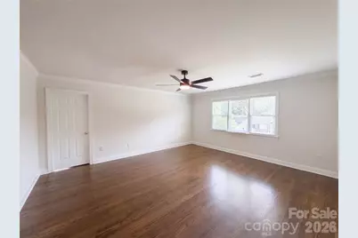 4215 3rd Street NW, Hickory, NC 28601 - Photo 5