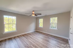 4237 Island Fox Ln, Denver, NC 28037 - Photo 17