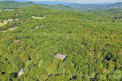 198 Woods End Drive, Hendersonville, NC 28739 - Photo 37