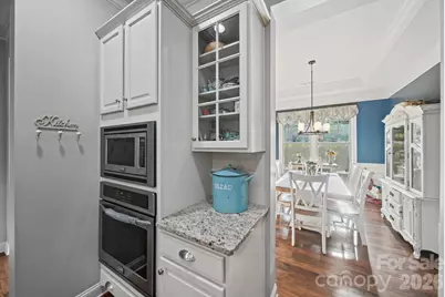 2028 Donovan Drive, Matthews, NC 28104 - Photo 9
