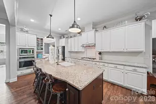 2028 Donovan Dr, Matthews, NC 28104 - Photo 5