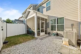 4035 Rothwood Ln, Harrisburg, NC 28075 - Photo 17