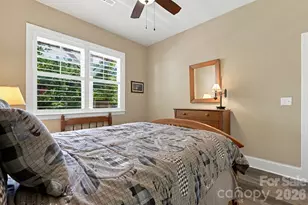 6810 McGalliard Pointe Dr NE, Valdese, NC 28690 - Photo 27