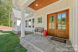 6810 McGalliard Pointe Dr NE, Valdese, NC 28690 - Photo 3