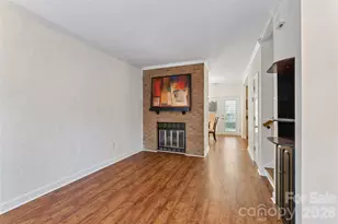 422 W 8th St, Charlotte, NC 28202 - Photo 19