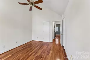 422 W 8th St, Charlotte, NC 28202 - Photo 3