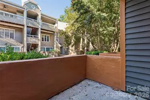 422 W 8th St, Charlotte, NC 28202 - Photo 17