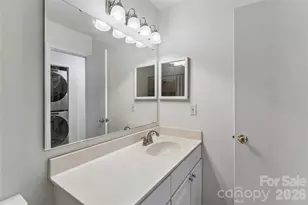 422 W 8th St, Charlotte, NC 28202 - Photo 9