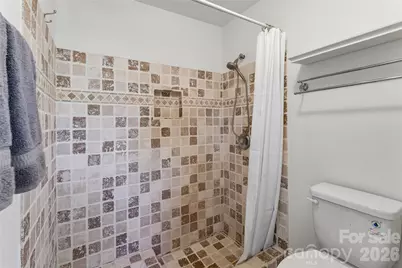 422 W 8th Street, Charlotte, NC 28202 - Photo 5