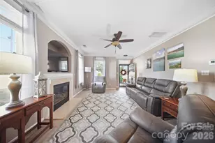 1242 Laurel Woods Dr, Gastonia, NC 28052 - Photo 9
