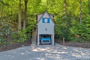325 Tryon Bay Cir, Lake Lure, NC 28746 - Photo 9