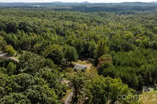 6048 Sugar Loaf Rd, Connelly Springs, NC 28612 - Photo 19