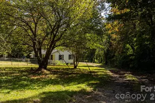 6048 Sugar Loaf Rd, Connelly Springs, NC 28612 - Photo 31