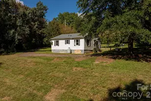 6048 Sugar Loaf Rd, Connelly Springs, NC 28612 - Photo 23
