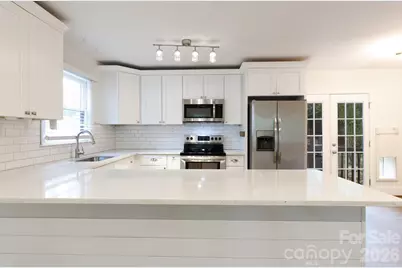 5121 Kistler Avenue, Charlotte, NC 28205 - Photo 5
