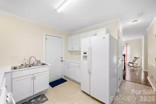 2374 Eagle Glen Ct, Gastonia, NC 28056 - Photo 17