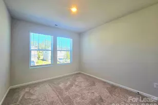 2111 Belterra Dr, Charlotte, NC 28216 - Photo 11