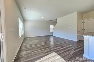 2111 Belterra Dr, Charlotte, NC 28216 - Photo 5