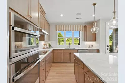 425 Nash Street, Fort Mill, SC 29715 - Photo 5