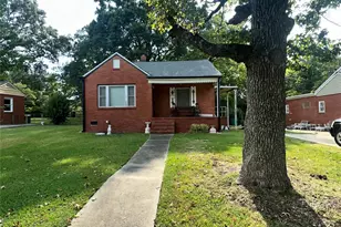 537 Bowman Rd, Charlotte, NC 28217 - Photo 1