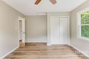 929 E Leonard St, Southport, NC 28461 - Photo 39