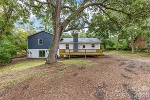 929 E Leonard St, Southport, NC 28461 - Photo 43