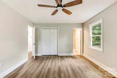 929 E Leonard Street, Southport, NC 28461 - Photo 35
