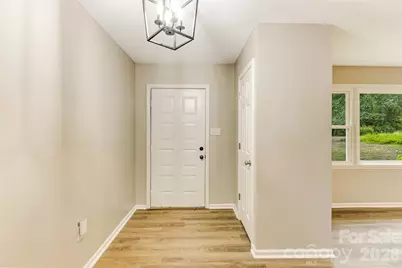 929 E Leonard Street, Southport, NC 28461 - Photo 5